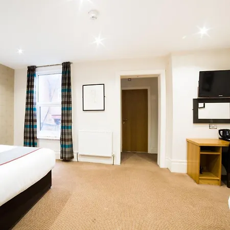 Otel Oyo Imperial 3*