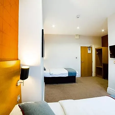 The Hotel Imperial Hotel 3*