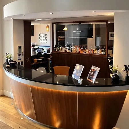 The Hotel Imperial מלון בארו אין פרנס