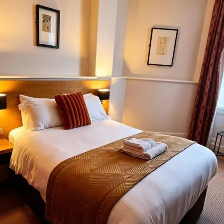 The Imperial 3* Barrow-in-Furness