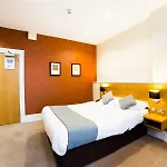 Hotel Oyo Imperial 3*