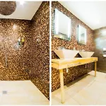 Hotel Oyo Imperial 3*